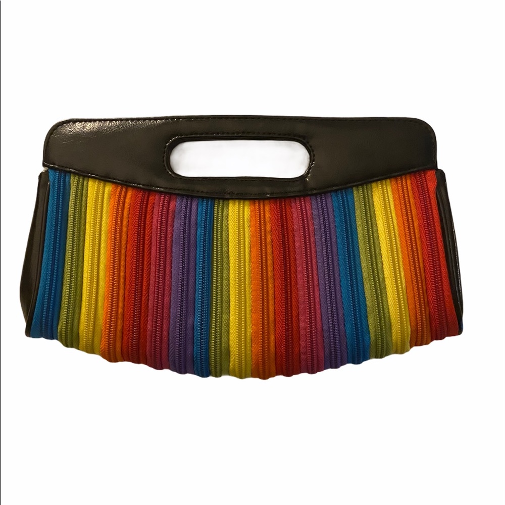 Trendy clutch
